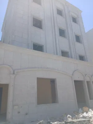 مطلوب بائع ومندوب مبيعات وسائق  لمعرض الومنيوم خبره في مجال الألومنيوم