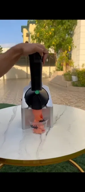 صانعة الايسكريم الطبيعي