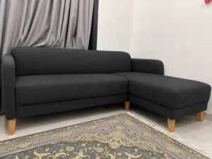 بيع الأدوات المنزلية بسبب الهجرة
