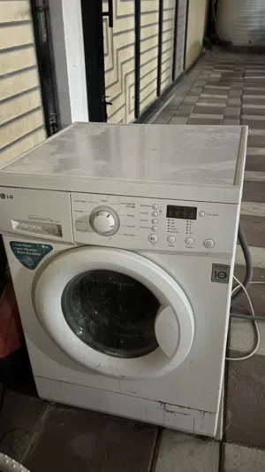 غسالة ملابس من ال جي