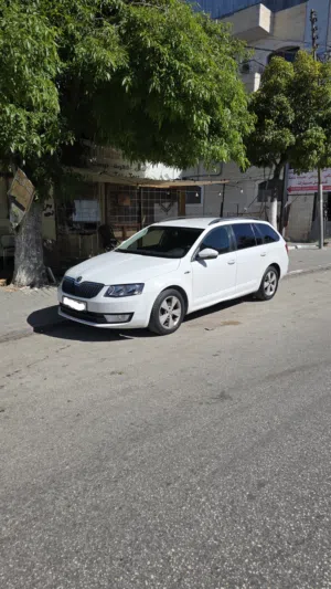 Used Skoda Octavia in Hebron