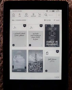 قارئ كتب إلكترونية kindle voyage بحالة ممتازة