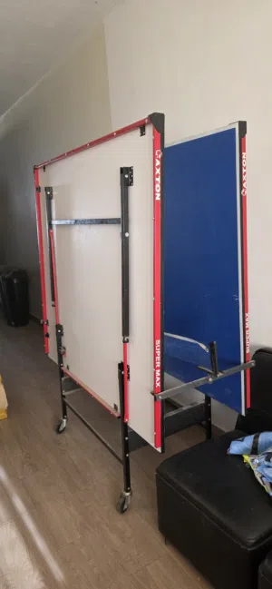 طاولة تنس حجم كبير