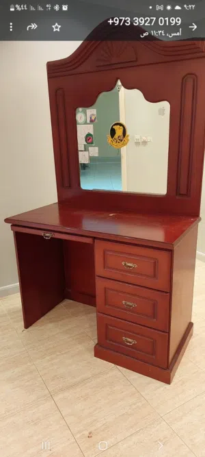 تسريحه قويه صناعه بحريني طولهه متر ونص تقريبا بحاله جيده