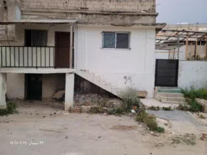 400 m2 . Landlord4