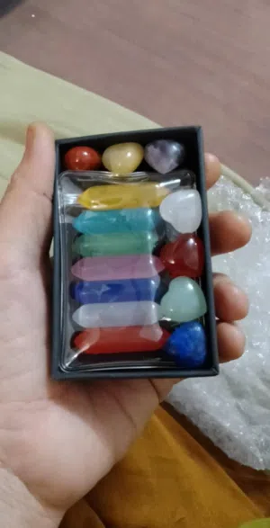 احجار كريمة