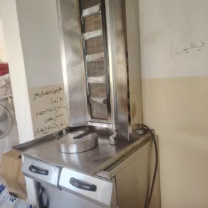 معدات مطعم للبيع بحالة  وكالة الله يبارك لصاحب النصيب