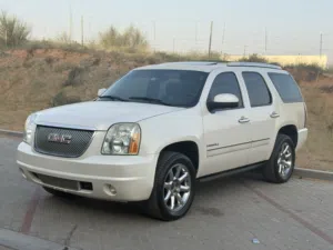 Gmc  yukon denali 2013