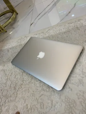 لابتوب ابل معدن قوي جدا Core i5 ram 4GB حجم صغير بسعر مرتب بطاريه سفاحه