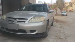 هوندا سفك 2005بنزين  للبيع أو البدل على سياره حديثه