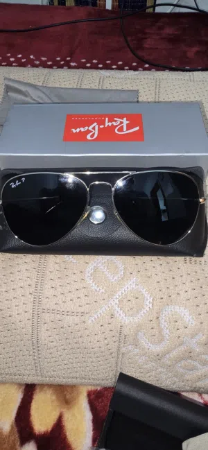 Ray.Ban RB3025 gray color polarize orginal  sunglasses