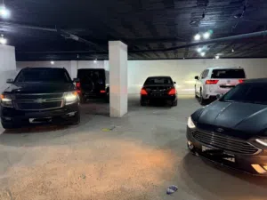 سعر 23000 دينار قابل للبدل شفروليه تاهو (للبيع او للبدل) 2015 محرك 8 سلندر 5300 سي سي 4*4