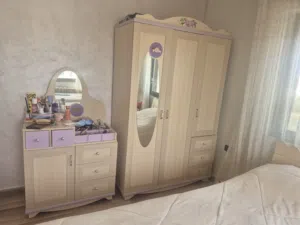 خزانة ملابس بنات