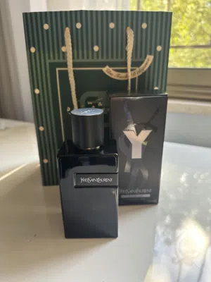 yves saint laurent Y le parfum فوق النص