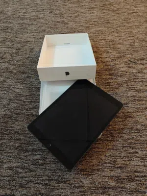 Apple iPad 9 256 GB in Basra