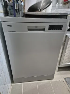 beko dishwasher needs maintenance
