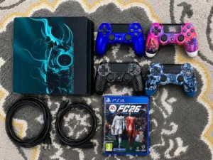 PlayStation 4 PlayStation for sale in Al Dakhiliya