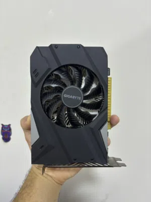 كرت شاشة (Graphics Card / GPU) من شركة جيجابايت (GIGABYTE)