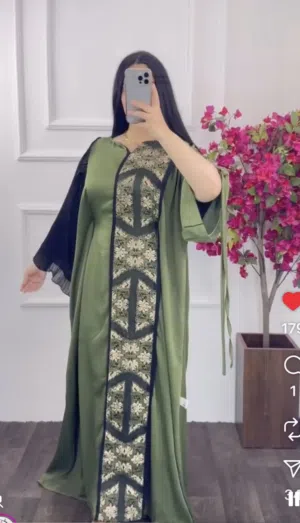 كلابيه تلبس فري زايز