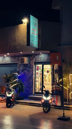 محل هواتف للبيع عتبه