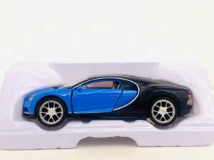 مجسمات سيارات حديد من شركة Welly nex مرخصة من شركات السيارات