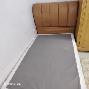 سرير اطفال