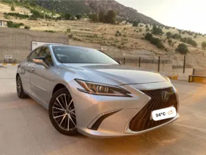 لكزس es300h هايبرد موديل 2022