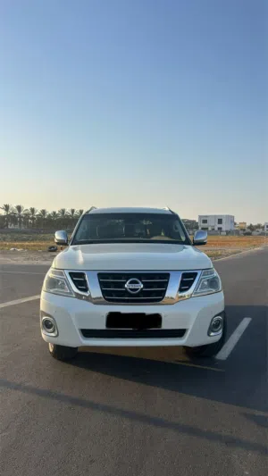 نيسان باترول 2012