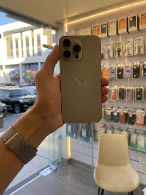 Apple iPhone 15 Pro Max 256 GB in Al Ahmadi