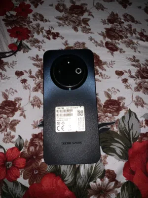 Tecno Spark 128 GB in Irbid