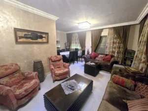 175 m2 3 Bedrooms Apartments for Rent in Amman Al Rabiah