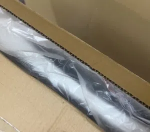 للبيع طاوله كبيره جديده