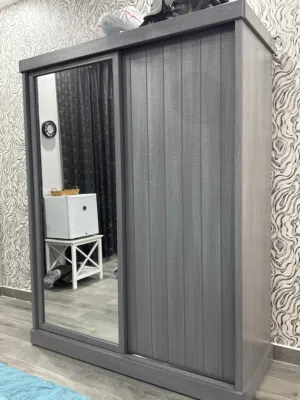 كبت من مفروشات اطلس ونوع الخشب : بحريني