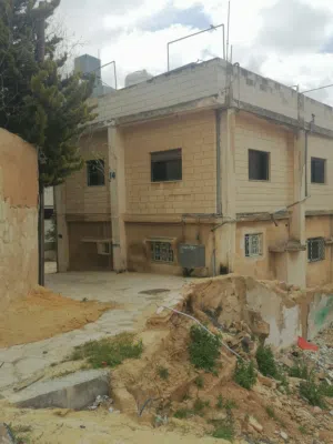 عماره في عرجان قرب مدارس العروبه