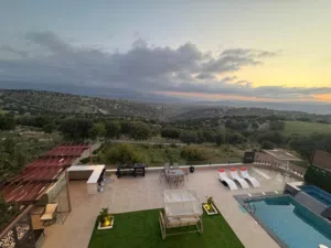 STROBIA Luxury Villa & Chalet Private heated Pool ستروبيا - فيلا وشاليه فاخر مع مسبح خاص مدفأ