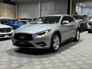 Infinity Q30