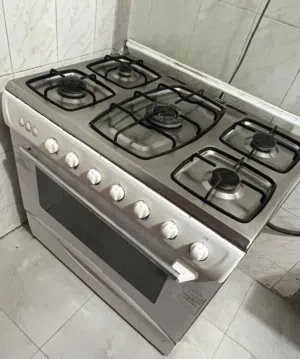 للبيع بوتجاز ارستون بحالة ممتازة