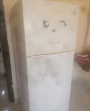 ثلاجه دايو بحالة جيدة جدا للبيع
