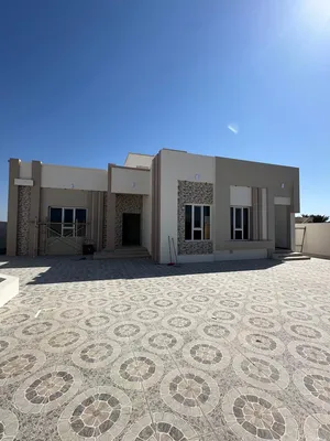 3 Bedrooms . 5+ Bathrooms . 243 m24