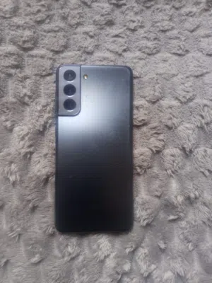 الجهاز الصغير والقوي s21 5G