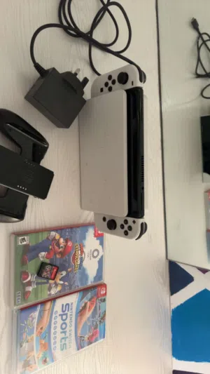 Nintendo Switch Nintendo for sale in Al Ain