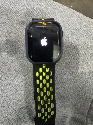 Apple Watch S7 41 mm