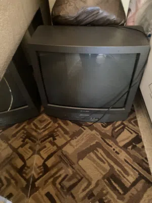 تلفزيون شارب ماليزي مستعمل للبيع