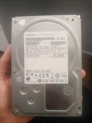 HITACHI.  HDD 2تيرا