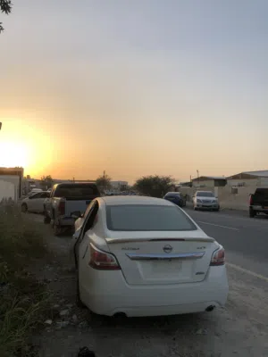 للبيع قطع غيار التيما 2015