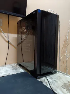 بي سي جيمنج للبيع