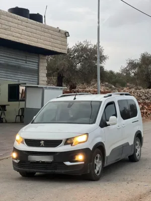 used-peugeot-rifter-in-ramallah-and-al-bireh