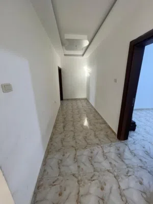 للإيجار – شقة مميزة في السبعة