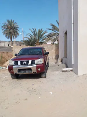 نسان تايتن للبيع سياره الله يبارك عيب لا