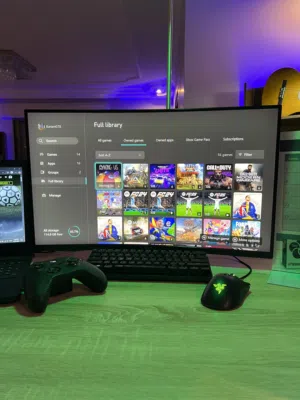 Xbox Series X & Full Gaming setup: screen mouse keyboard ...etc & Account Over Than 35 Games
